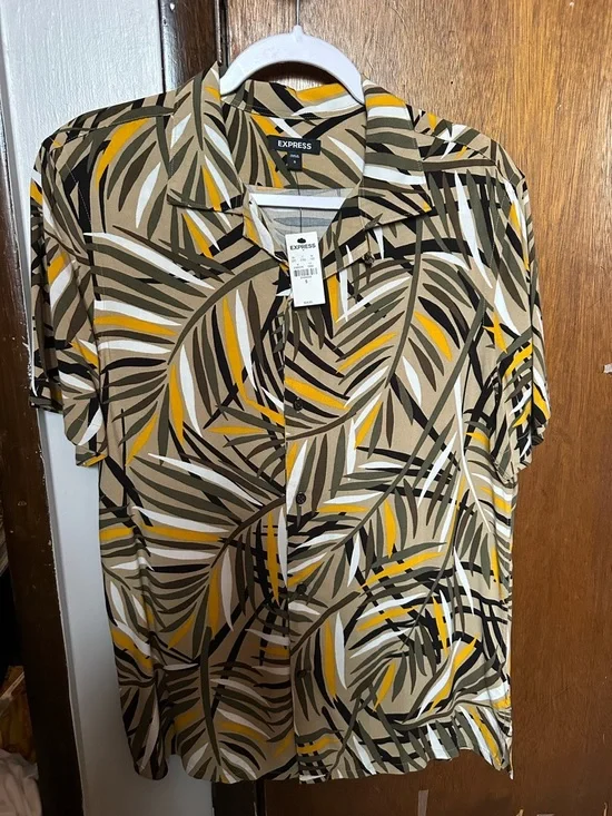 Express Short Sleeve Button Up Shirt - Picture 1 of 4